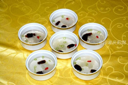 補(bǔ)腎壯陽(yáng)、壯腰益精的慶陽(yáng)子午菌牛髓湯