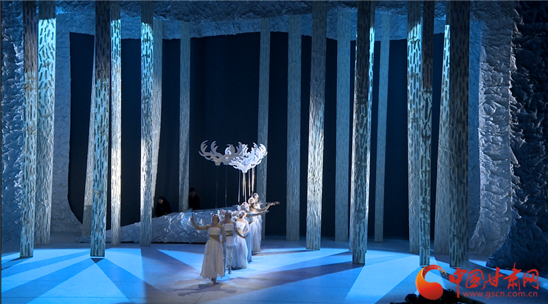 【圖說】  消費(fèi)扶貧，互利雙贏