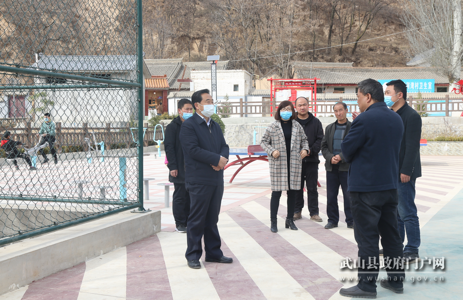 索鴻賓調(diào)研指導(dǎo)脫貧攻堅、鄉(xiāng)村振興等工作