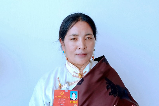 【代表委員說·醫(yī)療】旦正草代表：建議加大對(duì)基層醫(yī)療人才、物資支持力度