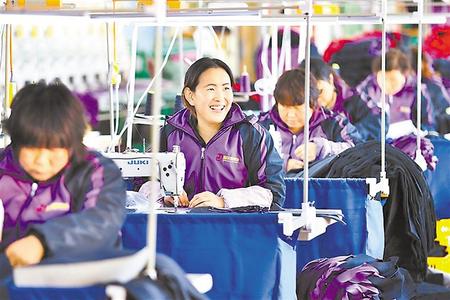 【抓“六穩(wěn)” 促“六?！薄糠€(wěn)就業(yè)有良策 保就業(yè)出實(shí)招——甘肅省全力以赴支持穩(wěn)定就業(yè)確保就業(yè)形勢(shì)總體穩(wěn)定