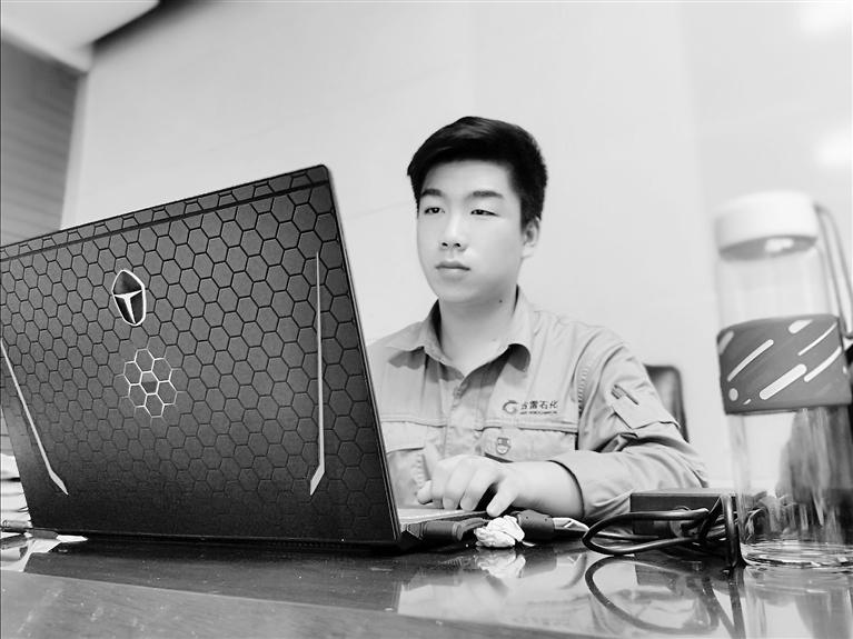 總書記的話兒記心間丨還沒畢業(yè)，工作就落實(shí)了!