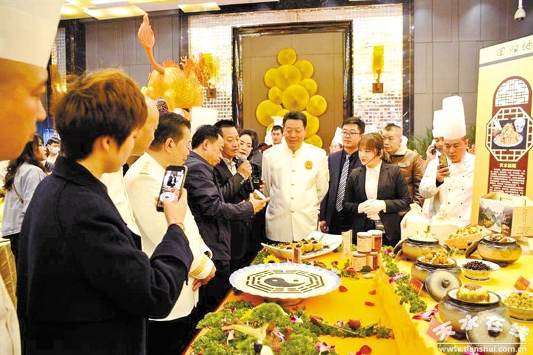 隴菜藝術(shù)盛典聚焦隴菜經(jīng)濟新成就——中國烹飪大師、甘肅省隴菜協(xié)會會長趙長安專訪