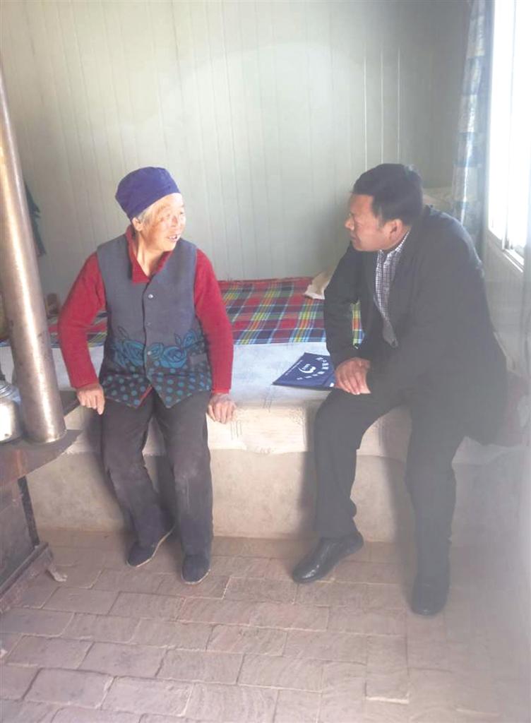 榆中縣扶貧開(kāi)發(fā)辦公室黨組書(shū)記、主任王國(guó)福：建言獻(xiàn)策當(dāng)助手 沖鋒陷陣排頭兵