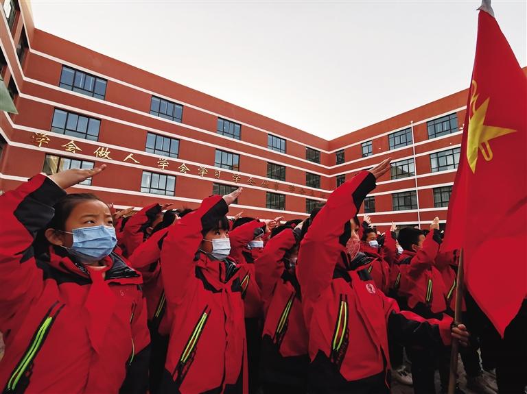 “犇”向新學(xué)期！來看蘭州娃的開學(xué)第一課