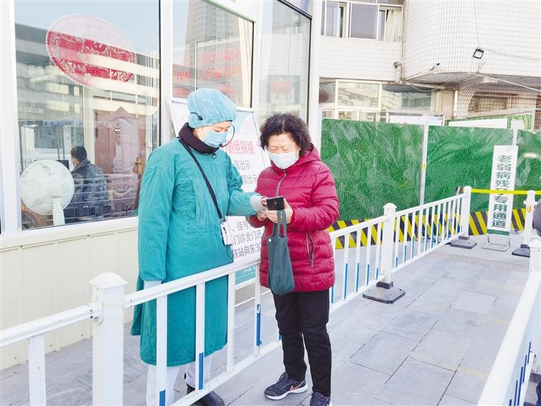 智能生活下，老年人的“數(shù)字鴻溝”如何跨越？