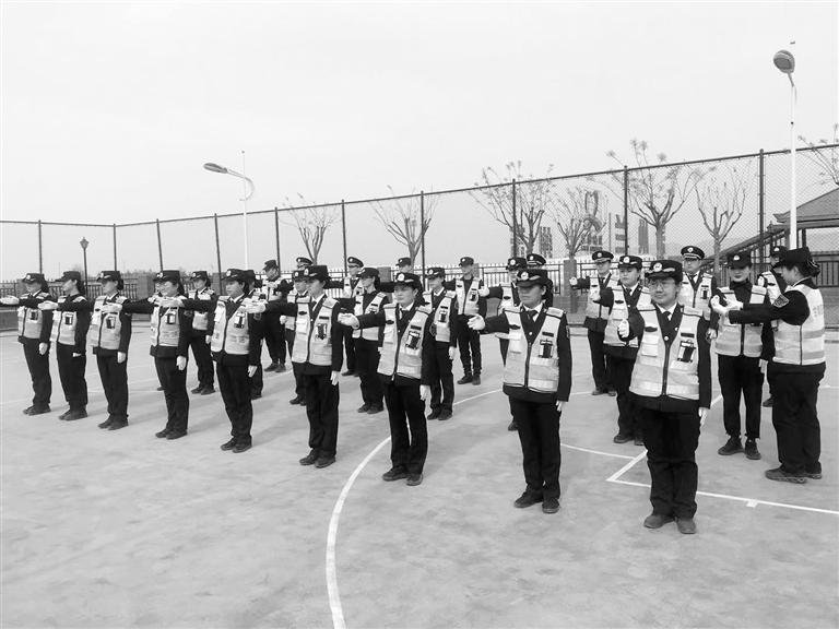 蘭州東高速收費所開展“春訓(xùn)”活動